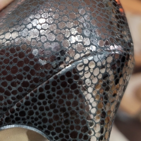 Enzo Angiolini Shimmering Heels - Picture 13 of 17